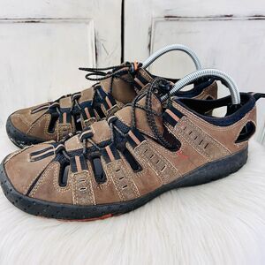Clarks Brown Leather All Terrain Outdoor Hiking Shoes Closed Toe Sandals - 9.5